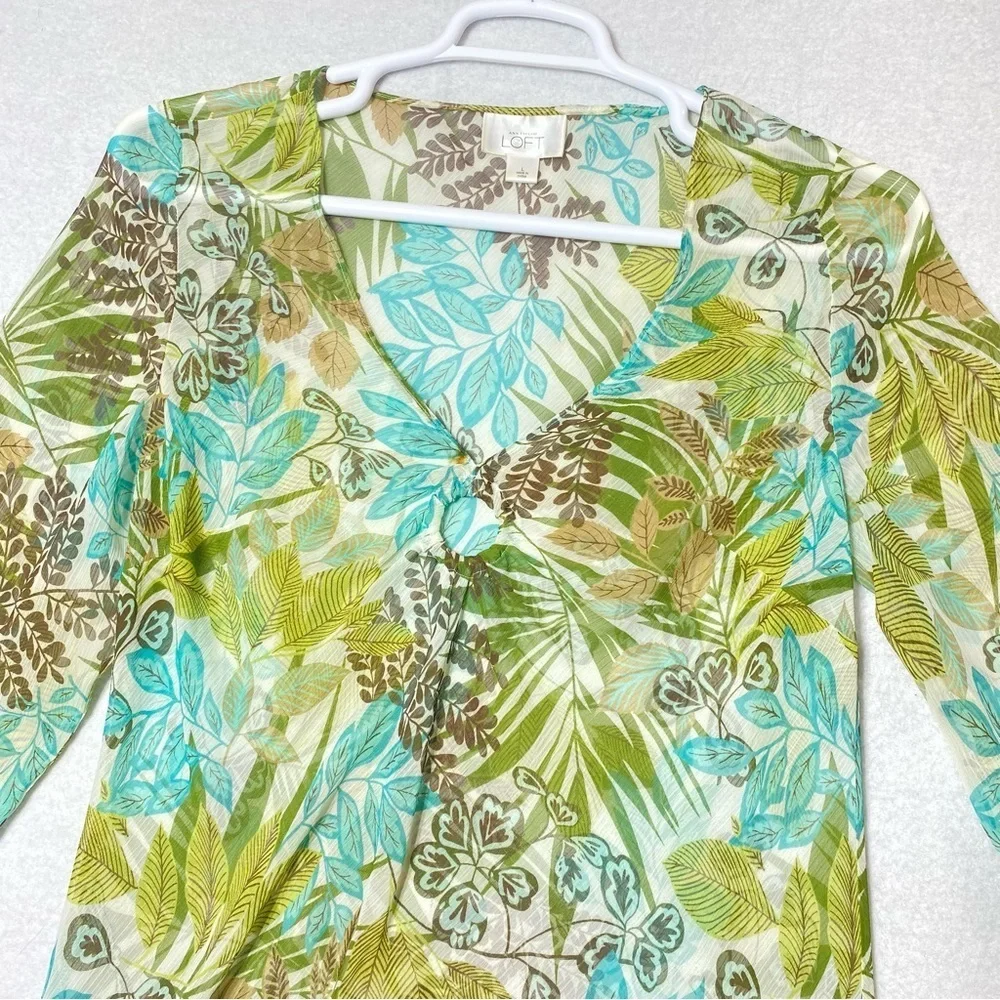 Loft Tropical Hawaiian Floral Top Womens L Green Sheer V Neck Long Sleeve Resort